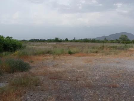 Kommerzielles Grundstück Für Verkauf In Dalyan, Dalyan Sie Auf Dem Highway 17,805M2 Grundstück Zum Verkauf Schnäppchen