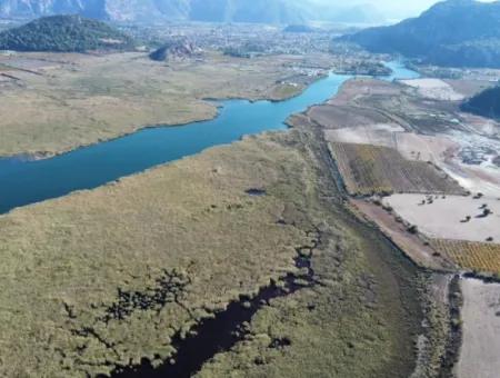 3210M2 2B Grundstück Zum Verkauf Am See In Çandır