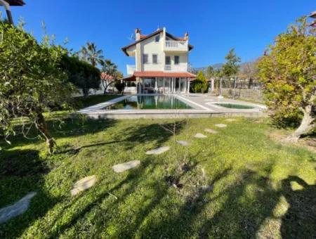 Villa For Sale In 600M2 Land In Dalyan