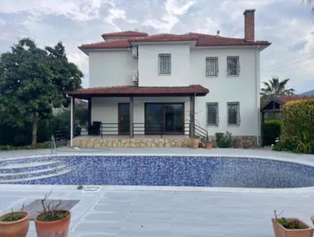 Villa For Sale In Okçular On 1007M2 Plot