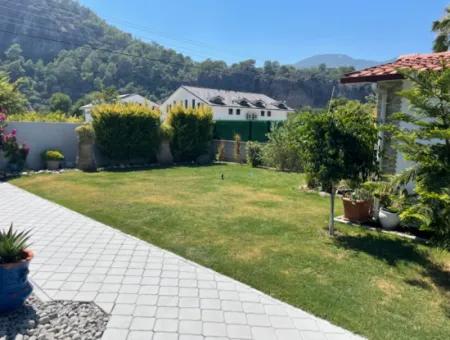 4 1 Villa For Sale In 720M2 Land In Dalyan Gülpınar