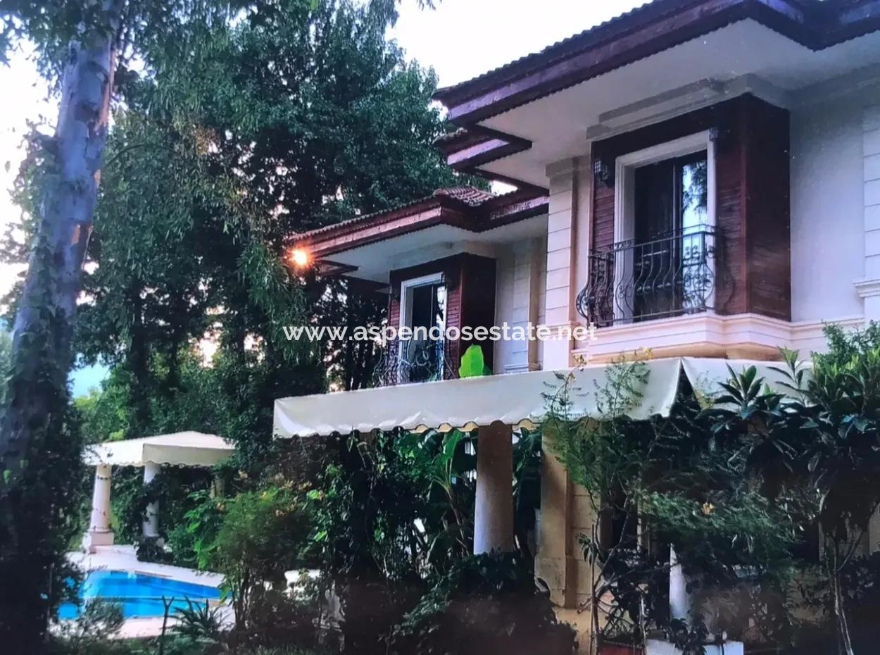 Marmaris Çamlı 3+1 Satılık Villa