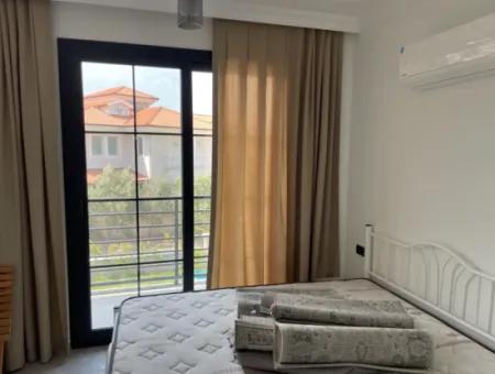 Dalyan  Merkezde 4+1 Satılık Villa