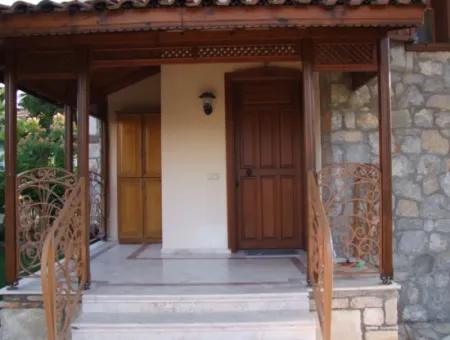 Dalyan Satılık Villa Dalyan Maraş Mahallesinde Kelepir Satılık Villa